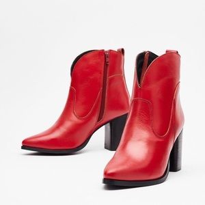 Nasty Gal Curve It Leather Western Boots